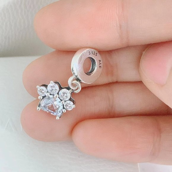 2022 New Sparkling Pet Paw Print Dangle Charm Fits All Pandora Bracelet - Picture 4 of 6
